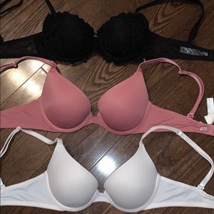 3 VS/PINK push-up bras